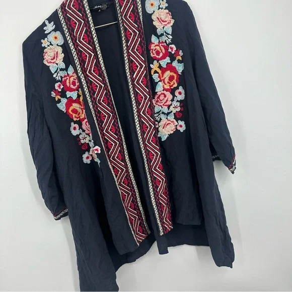 Andree By Unit Blue Embroidered Floral Boho Open Front Cardigan Size Large Fairy - Picture 7 of 8